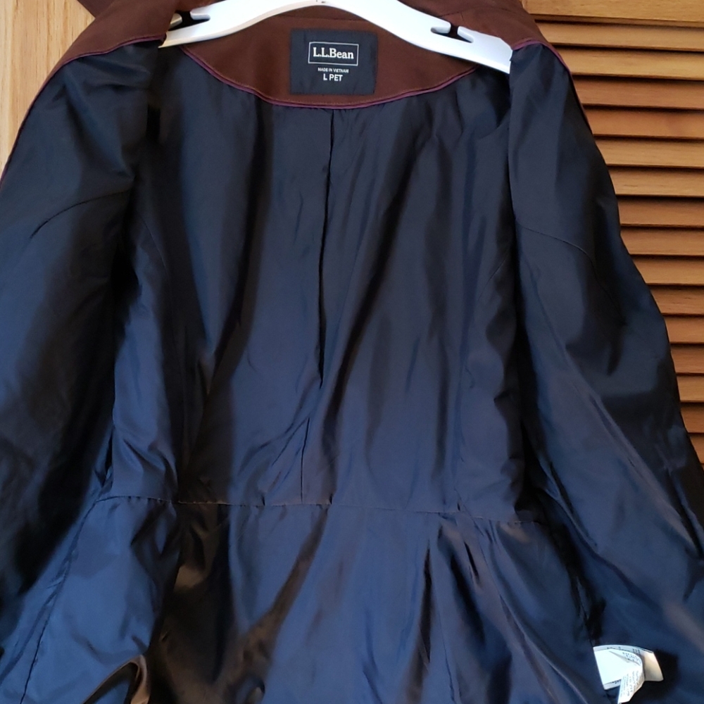 Jacket - Picture 5 of 7